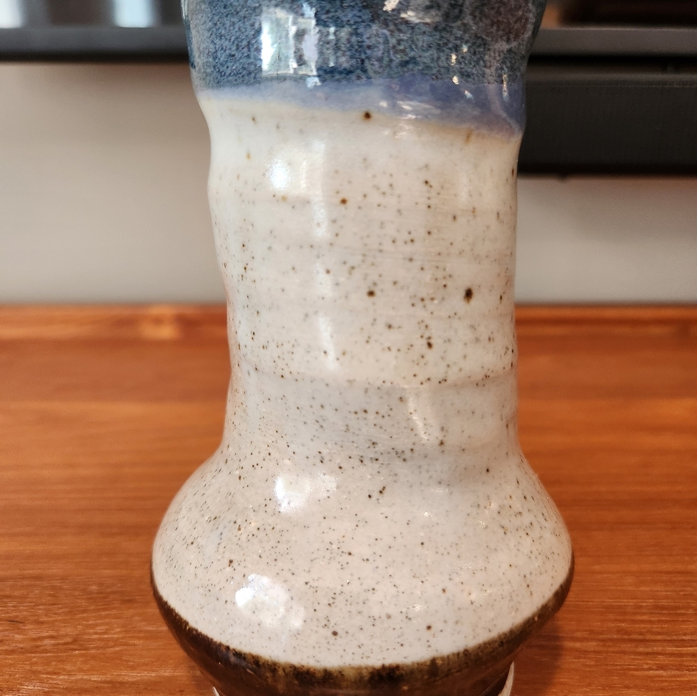 Ceramic Vase - Picture 10 of 10